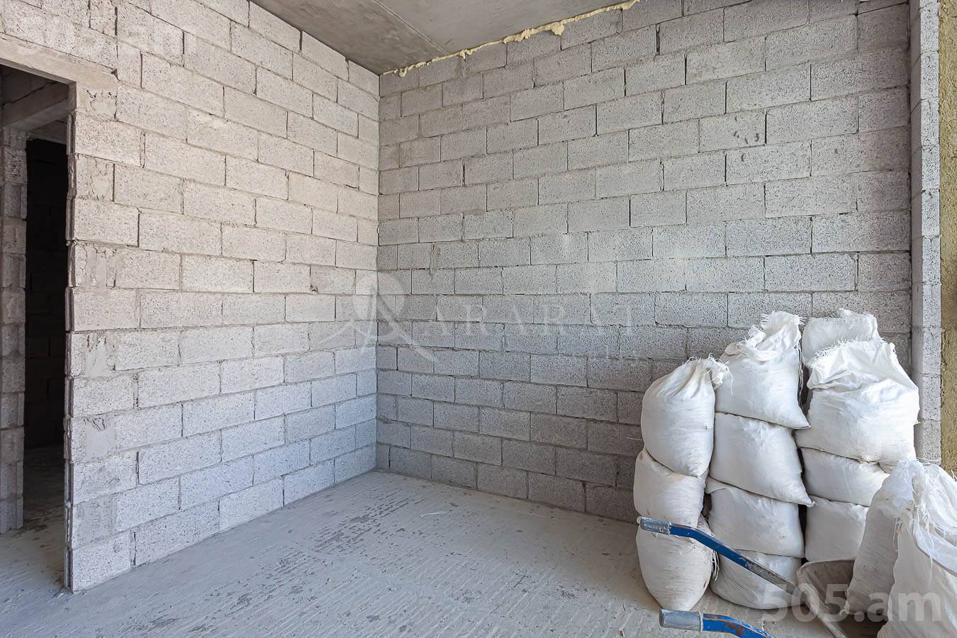 5 սենյականոց բնակարան  Անտառային փող, Կենտրոն Երևան, 153016