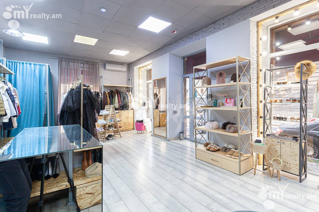 Կոմերցիոն տարածք  Տերյան փող, Կենտրոն Երևան, 155611