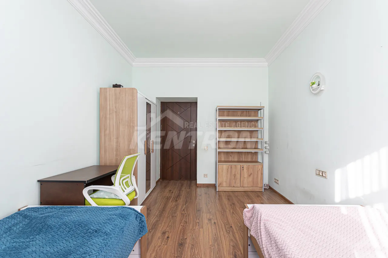 3 bedroom apartment for rent Kasyan St, Arabkir Yerevan, 157539
