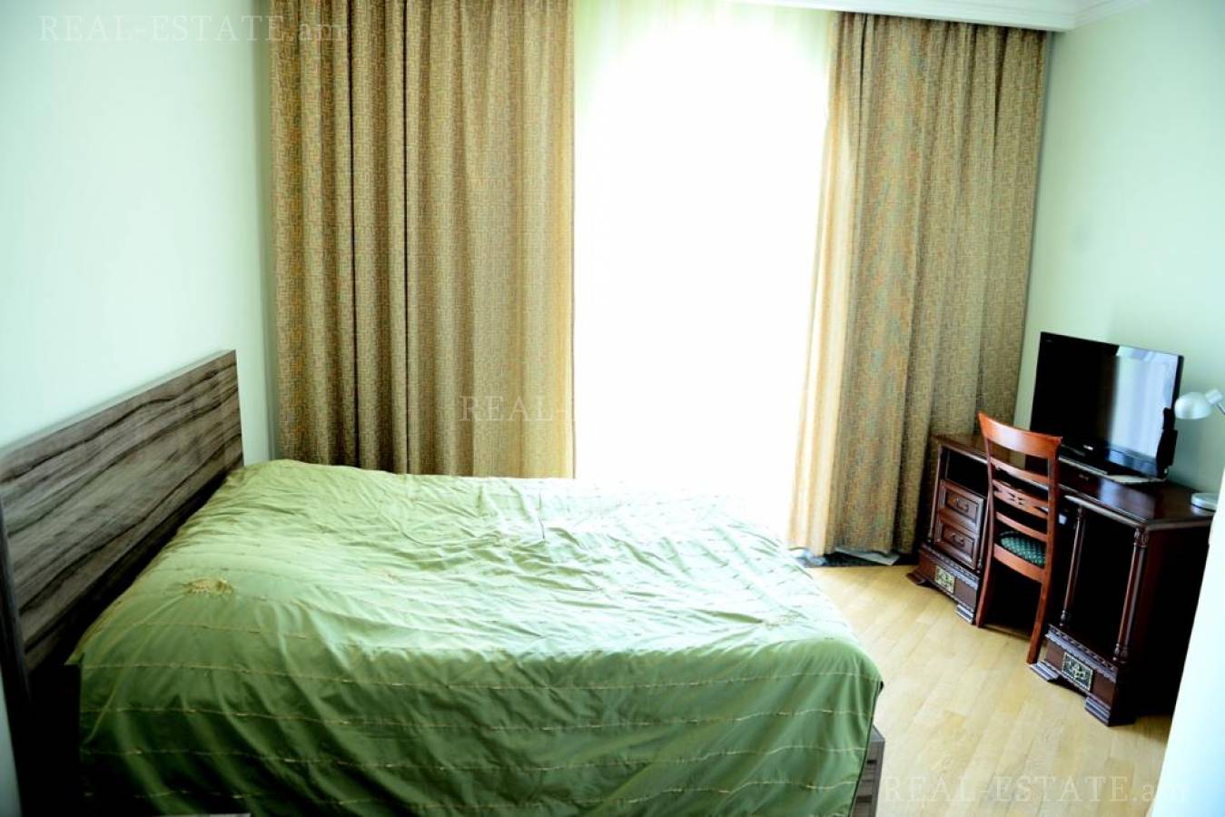 4 bedroom apartment for sale Teryan St, Center Yerevan, 133596
