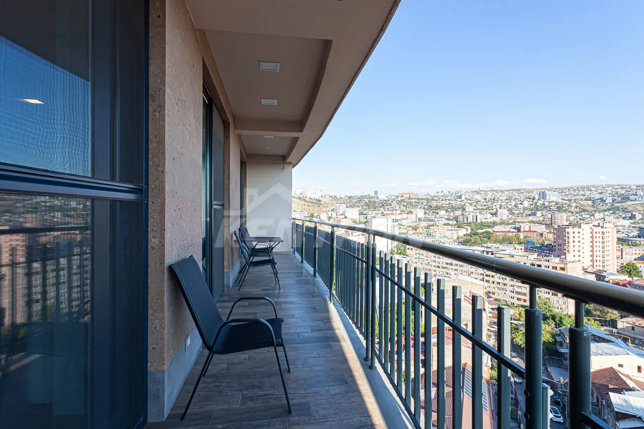 4 bedroom apartment for sale D. Demirchyan St, Center Yerevan, 161940