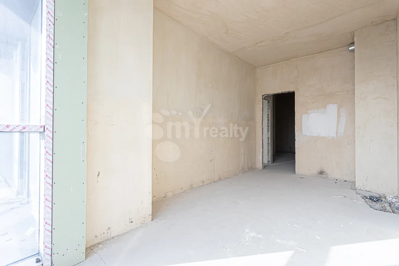 4 bedroom apartment for sale Rostom St, Center Yerevan, 158138