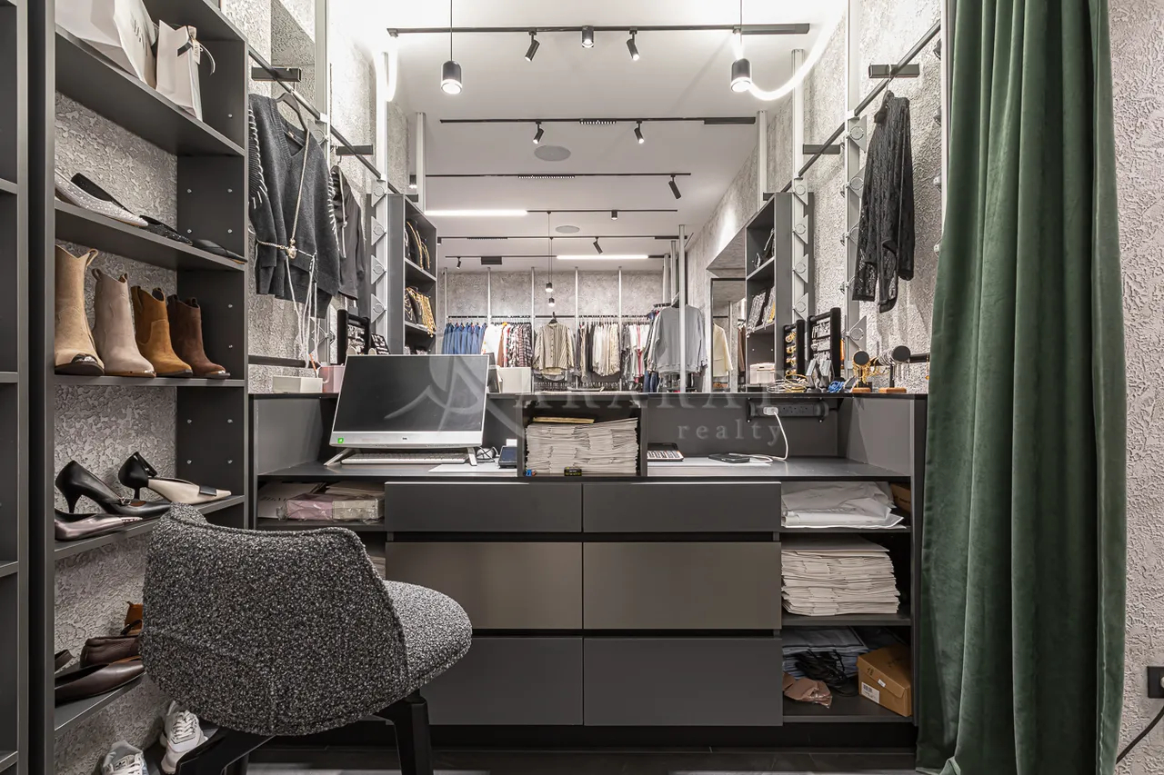 Commercial for sale خیابان پوشکین, مرکز شهر ایروان, 158221