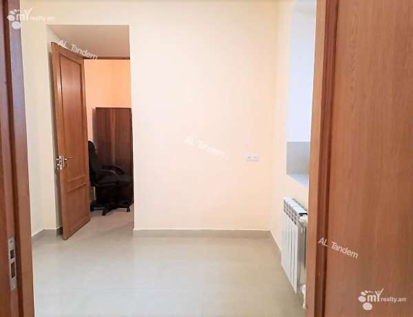 komercion-vardzakalutyun-Yerevan-Center