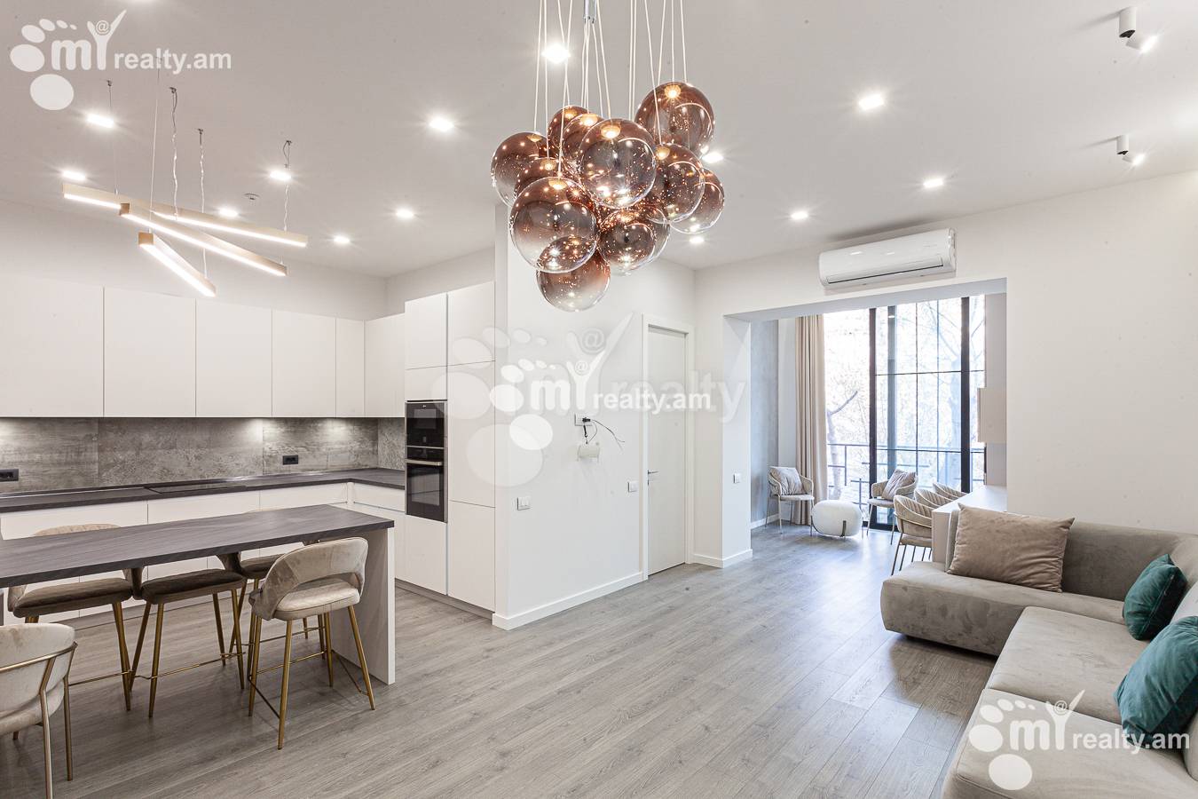 2 bedroom apartment for rent Isahakyan St, Center Yerevan, 147908