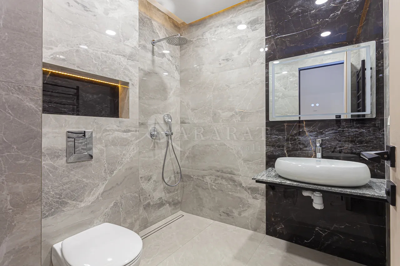 4 bedroom apartment for sale خیابان داویت آنهاخت, کاناکِر – زیتون ایروان, 161906