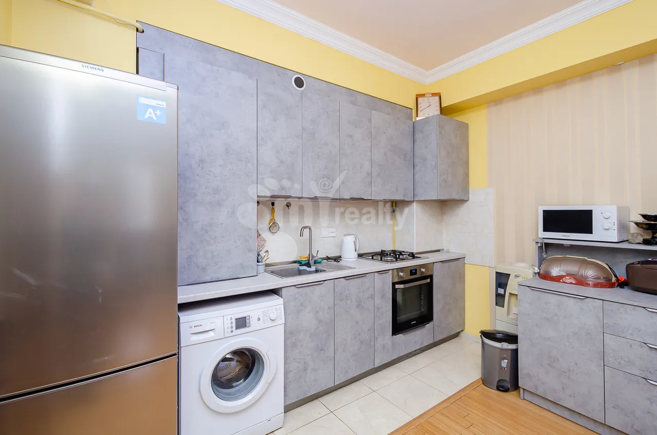 3 bedroom apartment for sale Argishti St, Center Yerevan, 157583