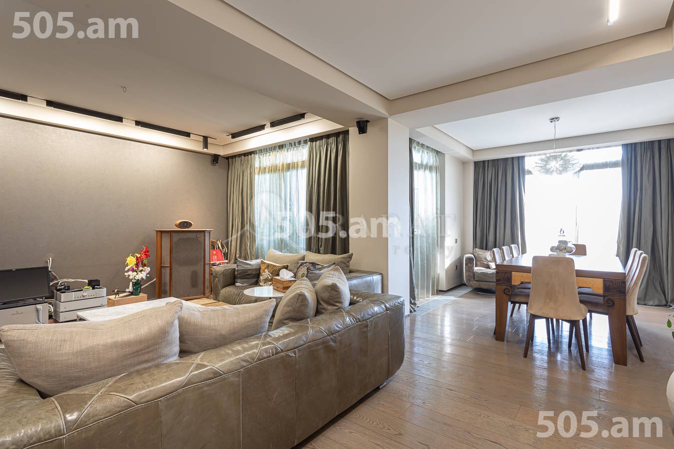 5 bedroom apartment for sale خیابان آنتارایین, مرکز شهر ایروان, 156281
