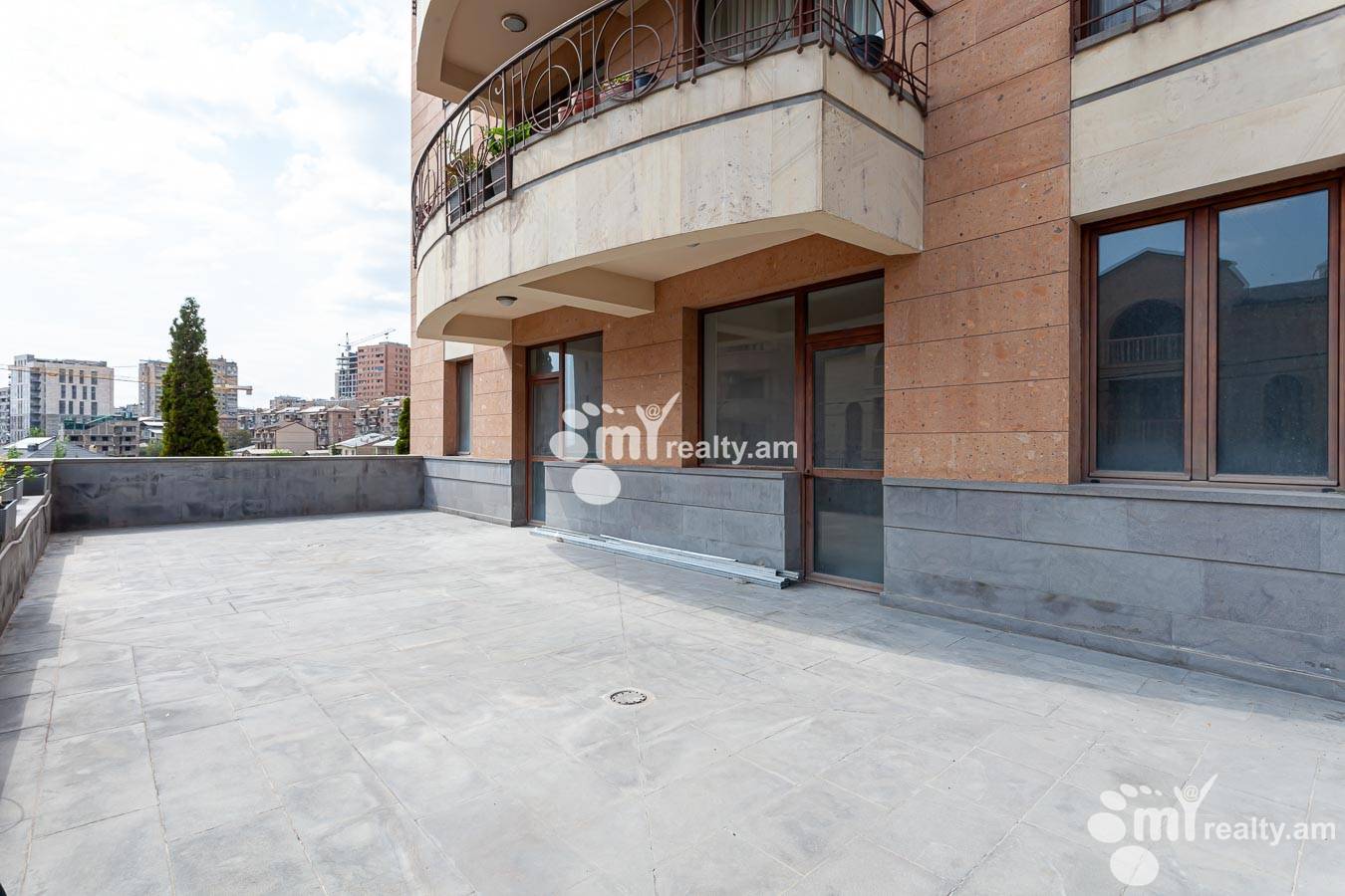 4 bedroom apartment for sale Antarayin St, Center Yerevan, 154978