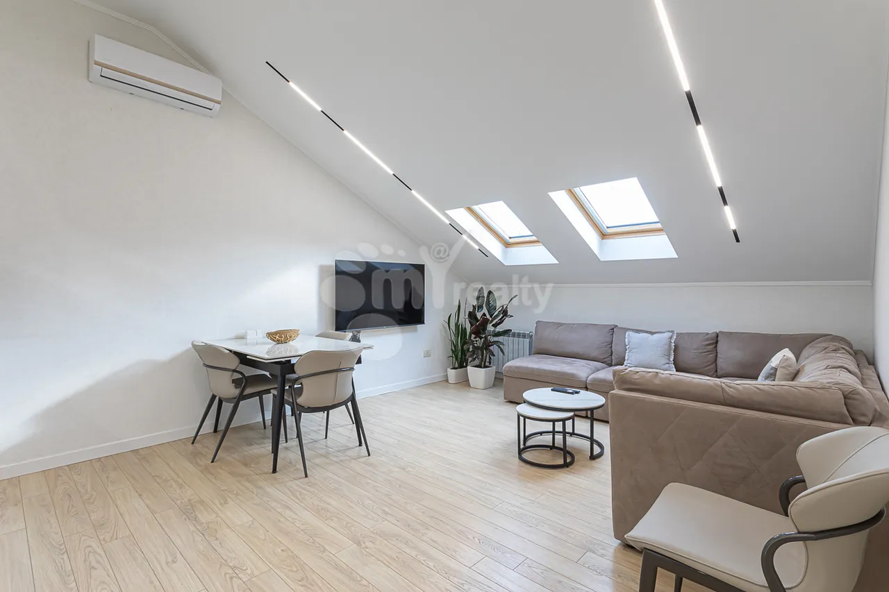 3 bedroom apartment for sale Aram St, Center Yerevan, 159472