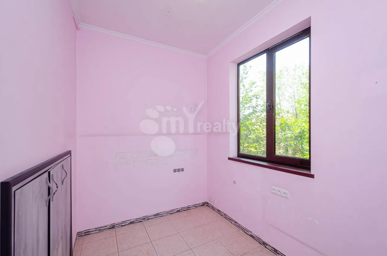 Commercial property for sale Baghramyan av(Arabkir), Arabkir Yerevan, 158197