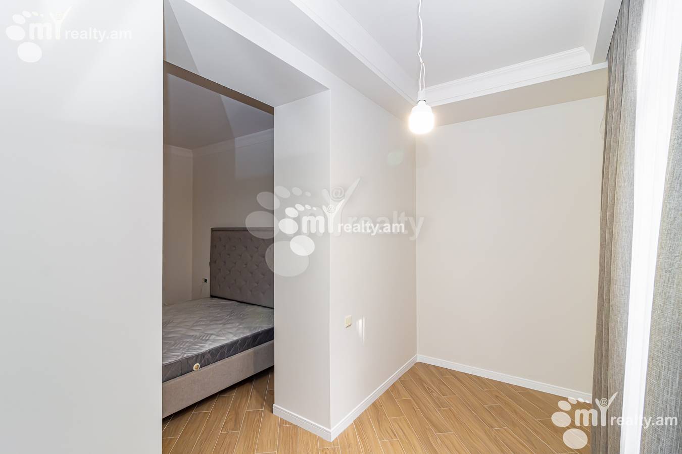 3 bedroom apartment for sale Paronyan St, Center Yerevan, 149046