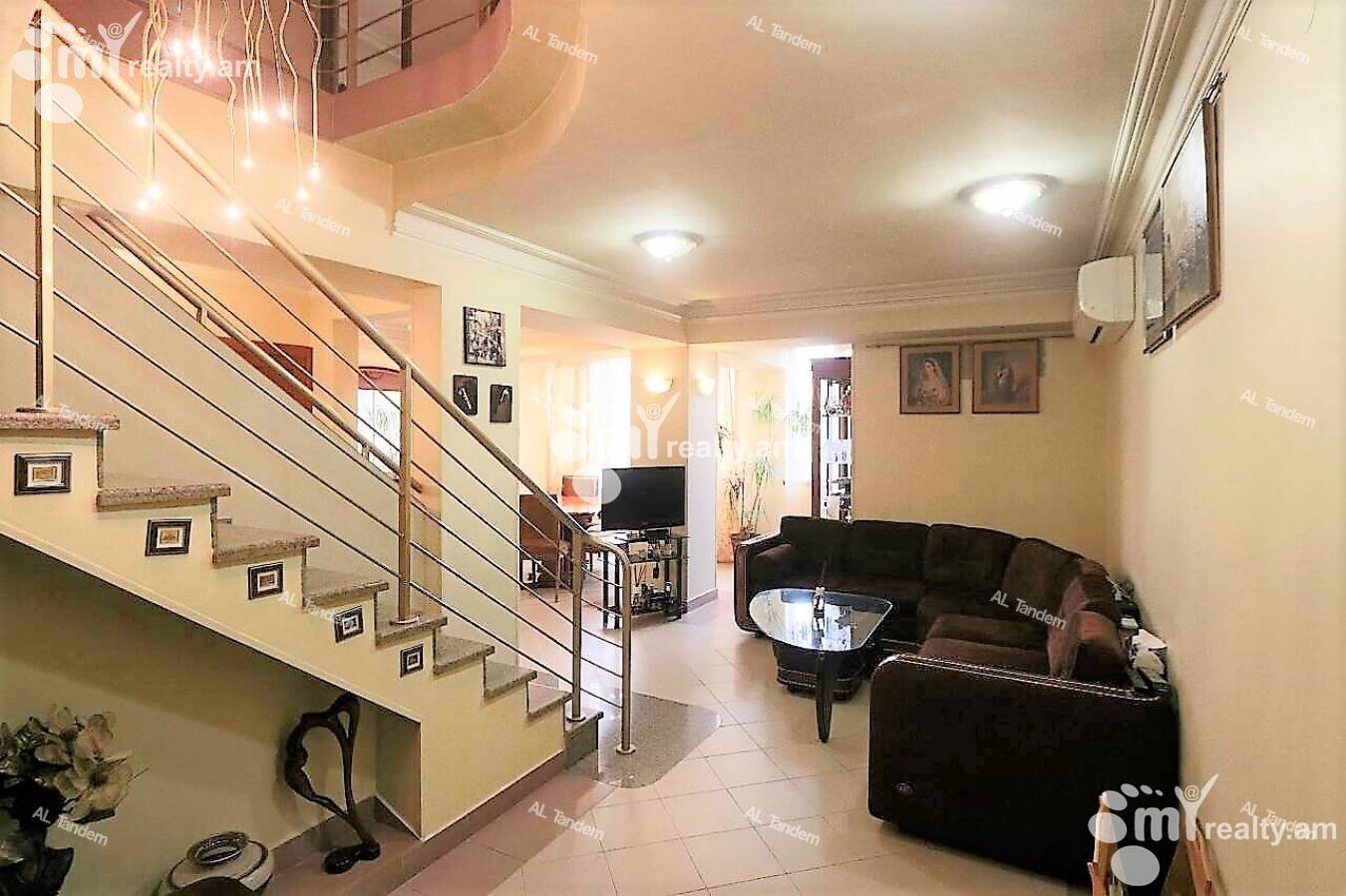 4 bedroom apartment for sale Vardanants St, Center Yerevan, 123214