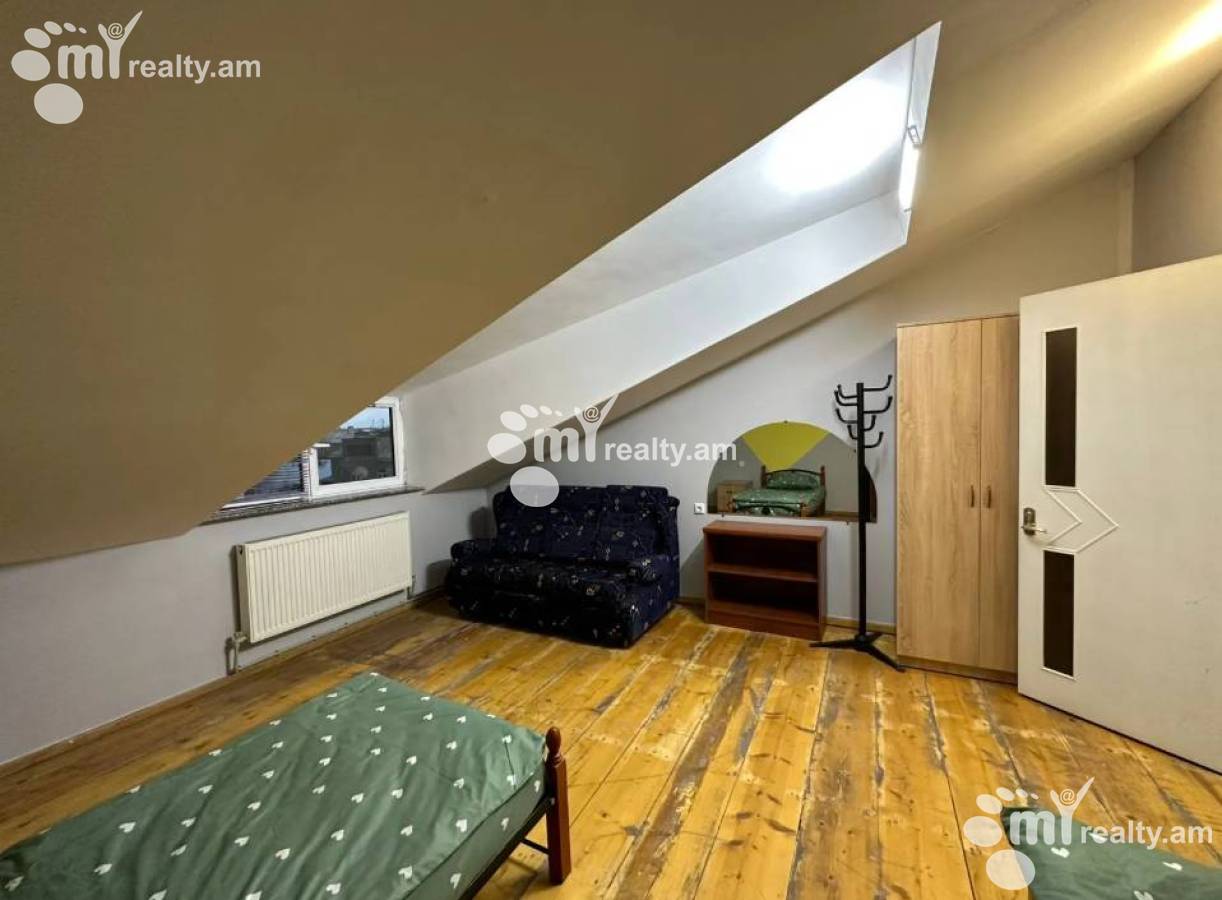 4 bedroom apartment for sale خیابان هانراپتوتیان, مرکز شهر ایروان, 154718