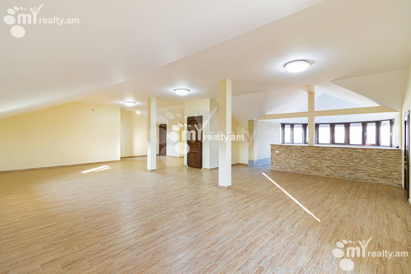 House for sale G 1 dis., Ajapnyak Yerevan, 154562