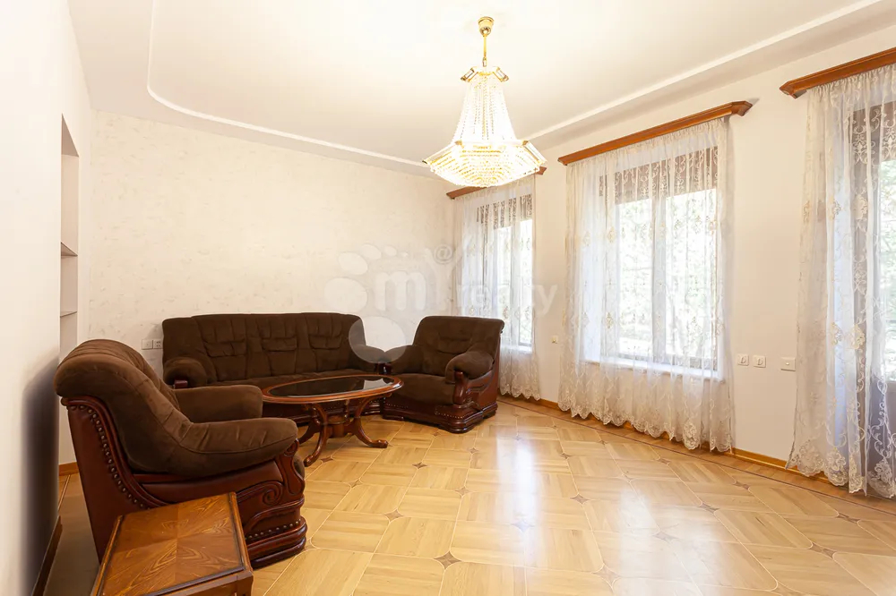 3-bedroom/apartment-for-rent/Abovyan+St/Center/Yerevan