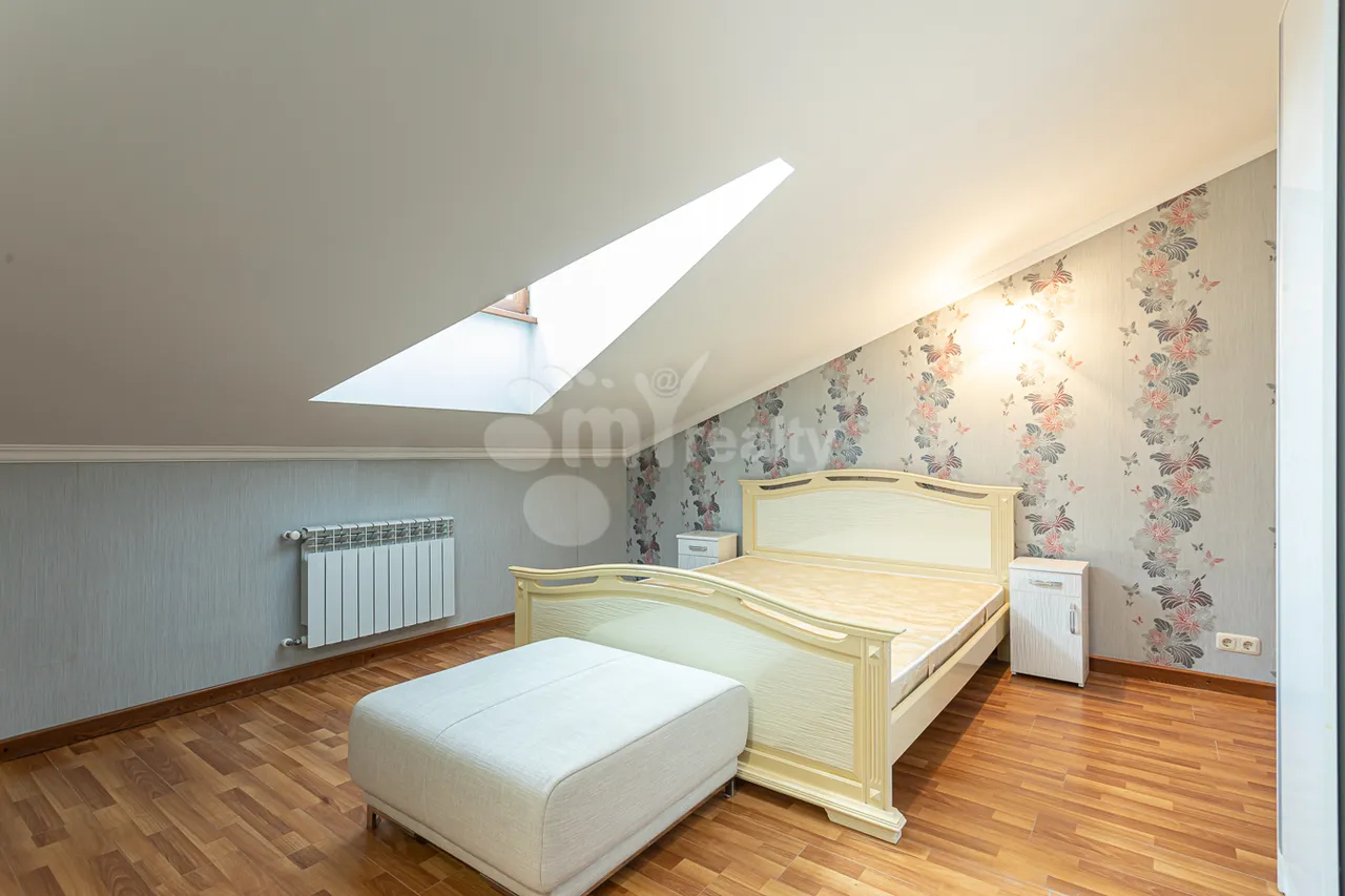 House for sale Tsarav Aghbyur St, Awan Yerevan, 159132