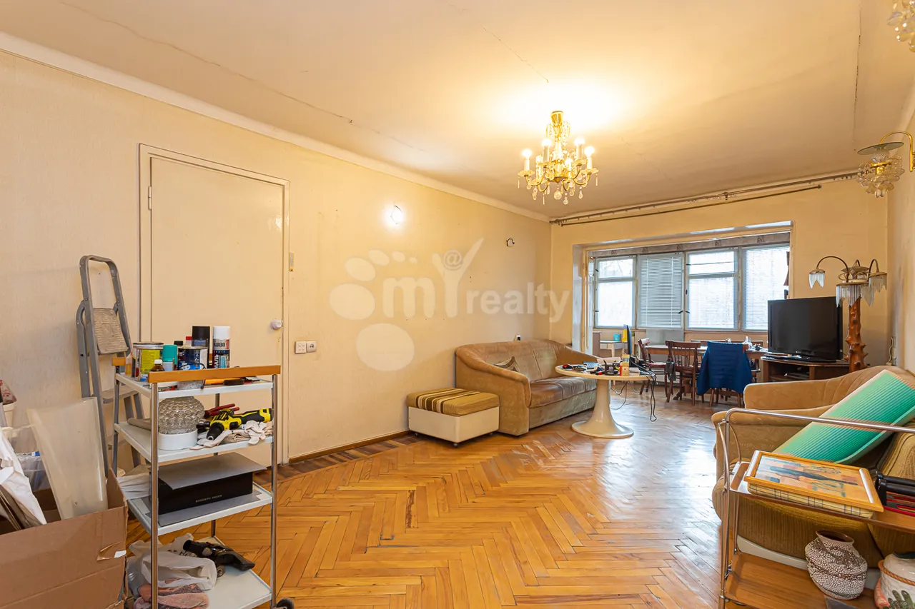 3 bedroom apartment for sale Buzand St, Center Yerevan, 158424