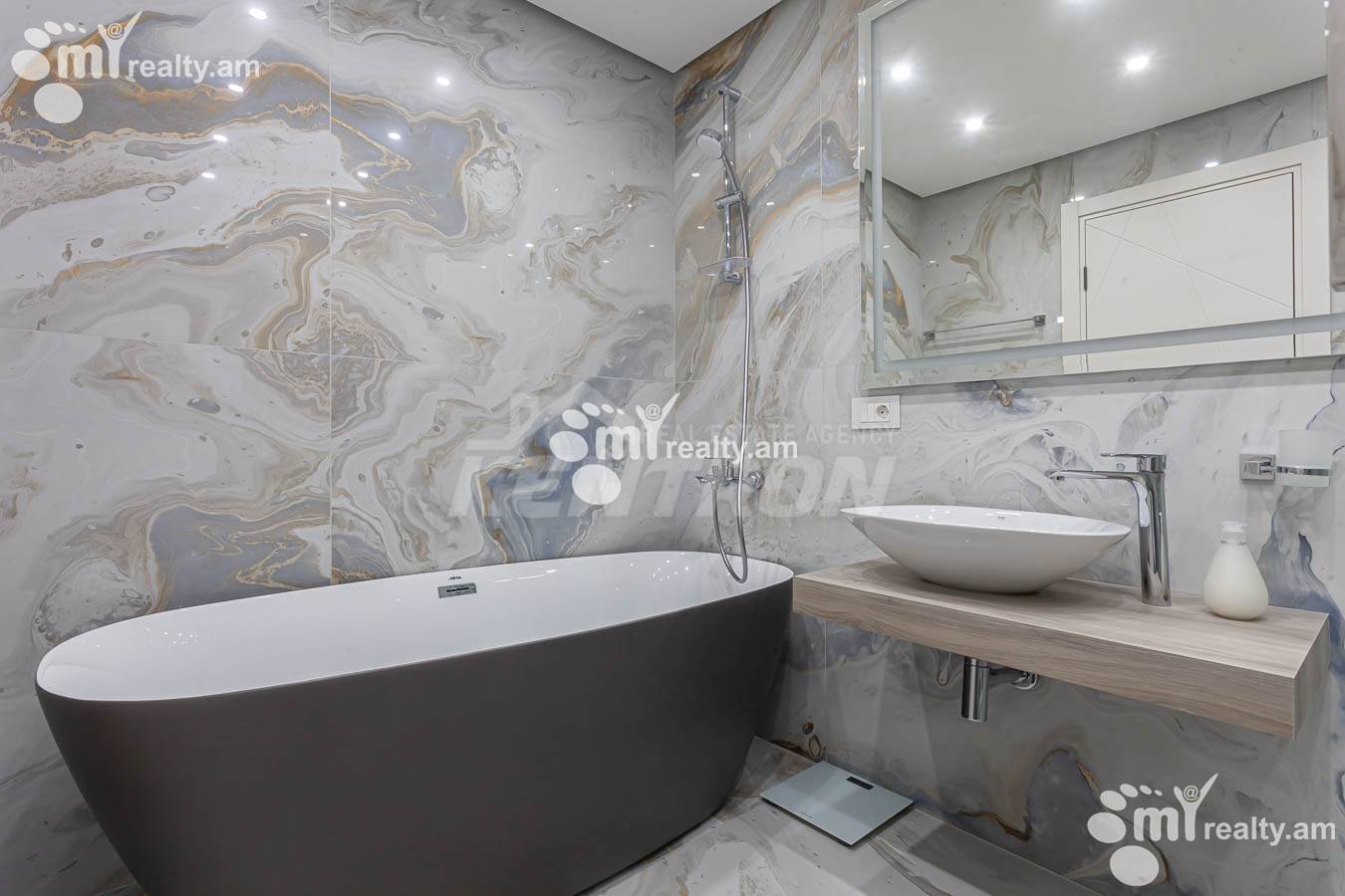 3 bedroom apartment for sale Antarayin, G.Emin St,, Center Yerevan, 138692