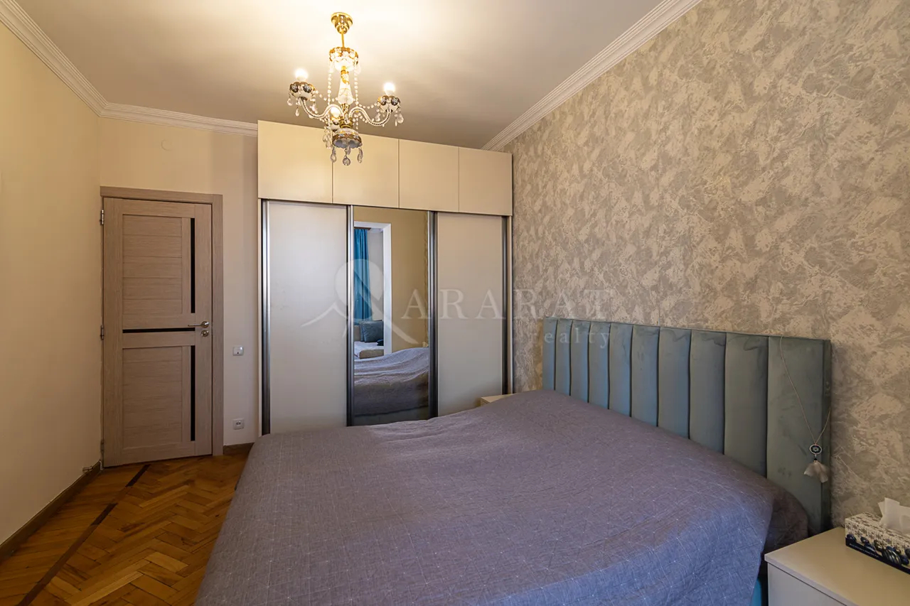 3 bedroom apartment for sale Hr.Kochar St, Arabkir Yerevan, 159109