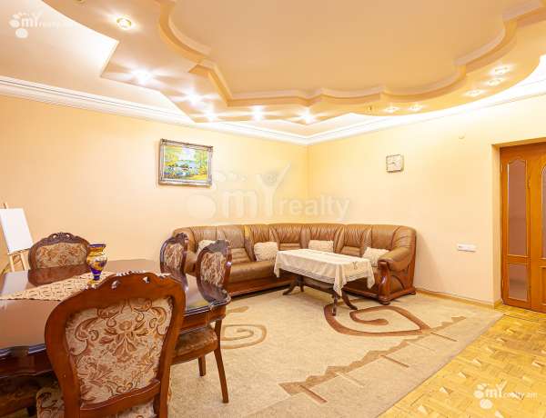 bnakaran/4-senyakanoc/V.Papazyan+St/Arabkir/Yerevan