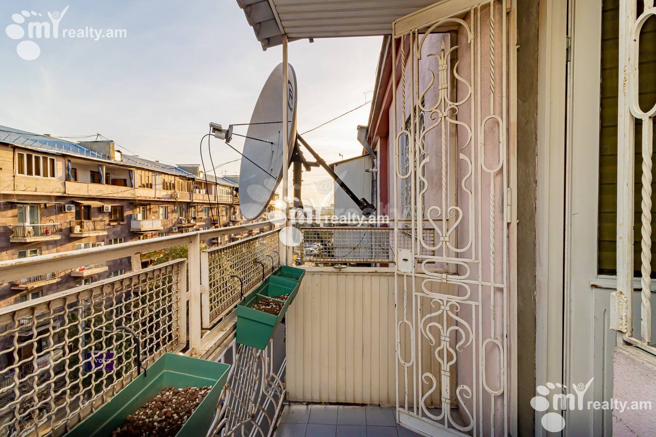 Снять 3 комнатную квартиру Налбандян ул, Центр Ереван, 151952