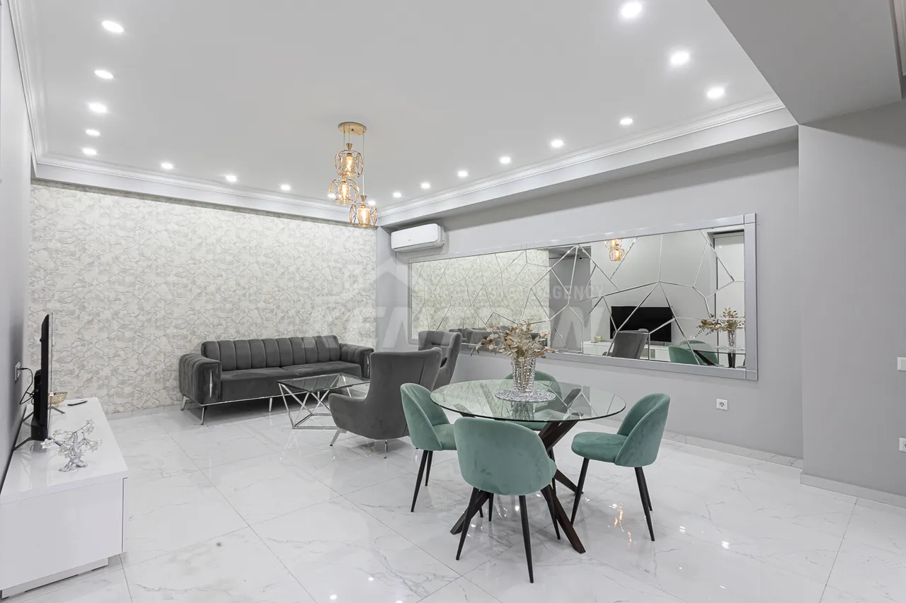 Снять 3 комнатную квартиру Г.Лусаворич ул, Центр Ереван, 159407