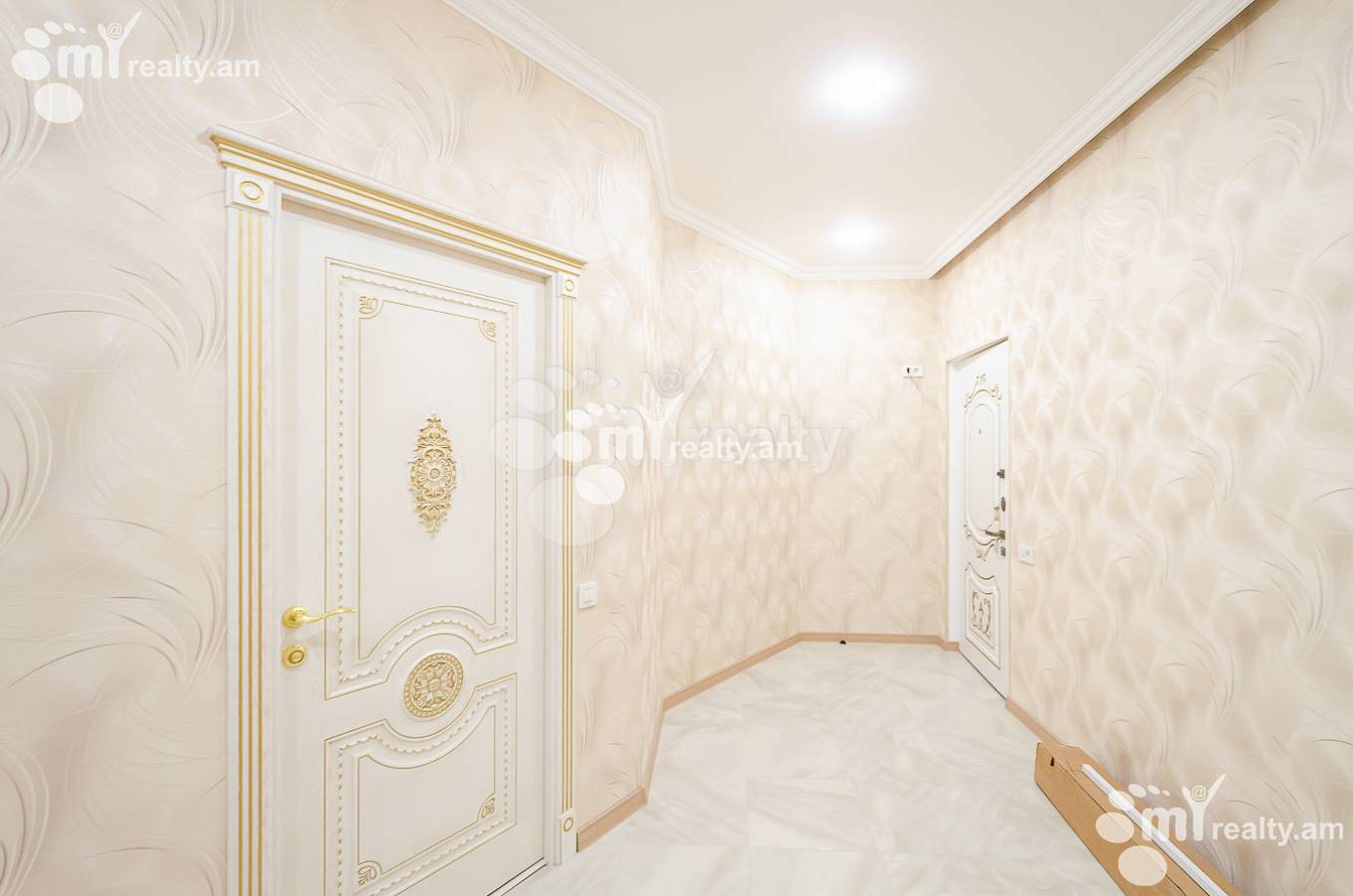 Купить 2 комнатную квартиру Терян ул, Центр Ереван, 152356