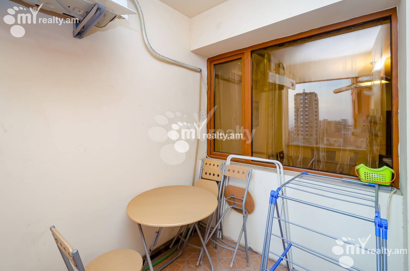 3 սենյականոց բնակարան  Կոմիտասի պող, Արաբկիր Երևան, 144048