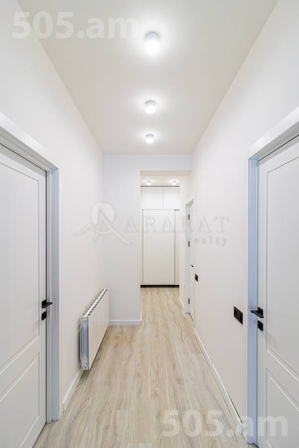 4 սենյականոց բնակարան  Աղբյուր Սերոբ փող, Արաբկիր Երևան, 154761