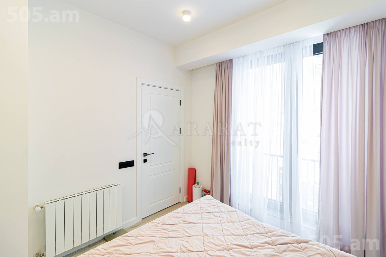 4 սենյականոց բնակարան  Աղբյուր Սերոբ փող, Արաբկիր Երևան, 154761