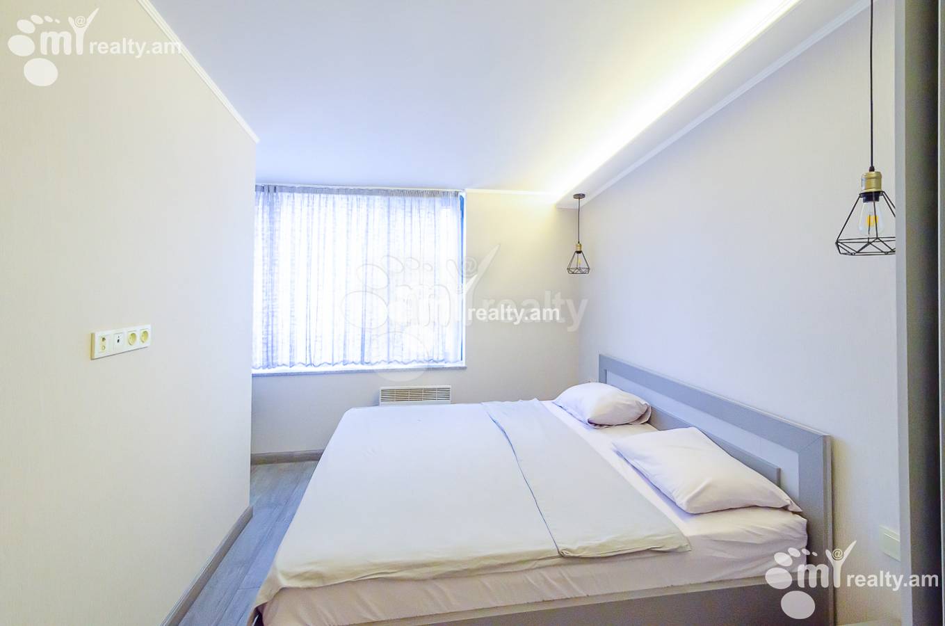 3 bedroom apartment for rent Yekmalyan St, Center Yerevan, 153561