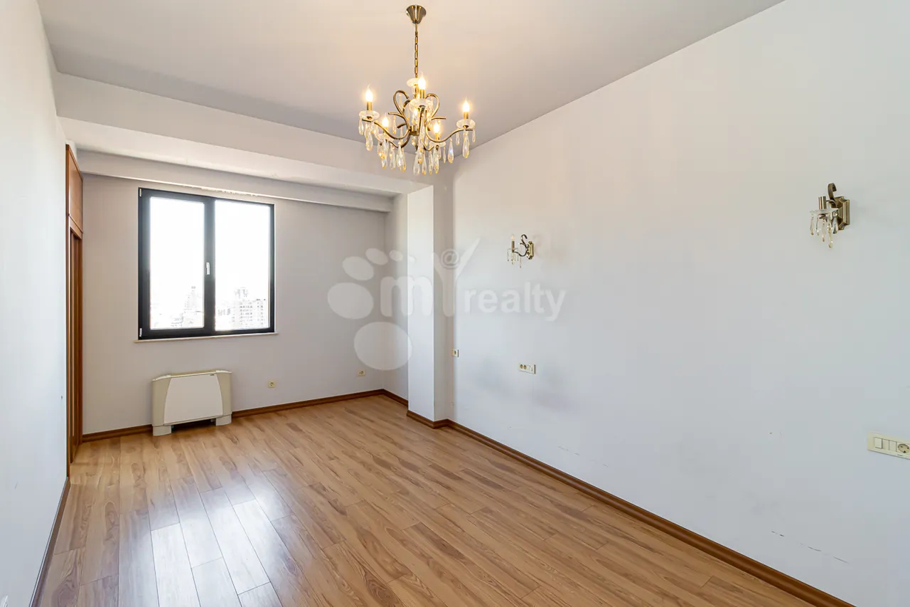 4 bedroom apartment for sale D. Demirchyan St, Center Yerevan, 157282