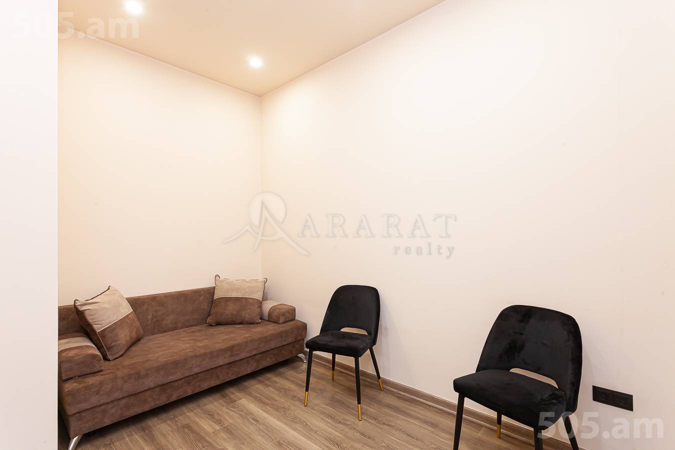 3 bedroom apartment for sale خیابان میکویان, داوتاشِن ایروان, 152095