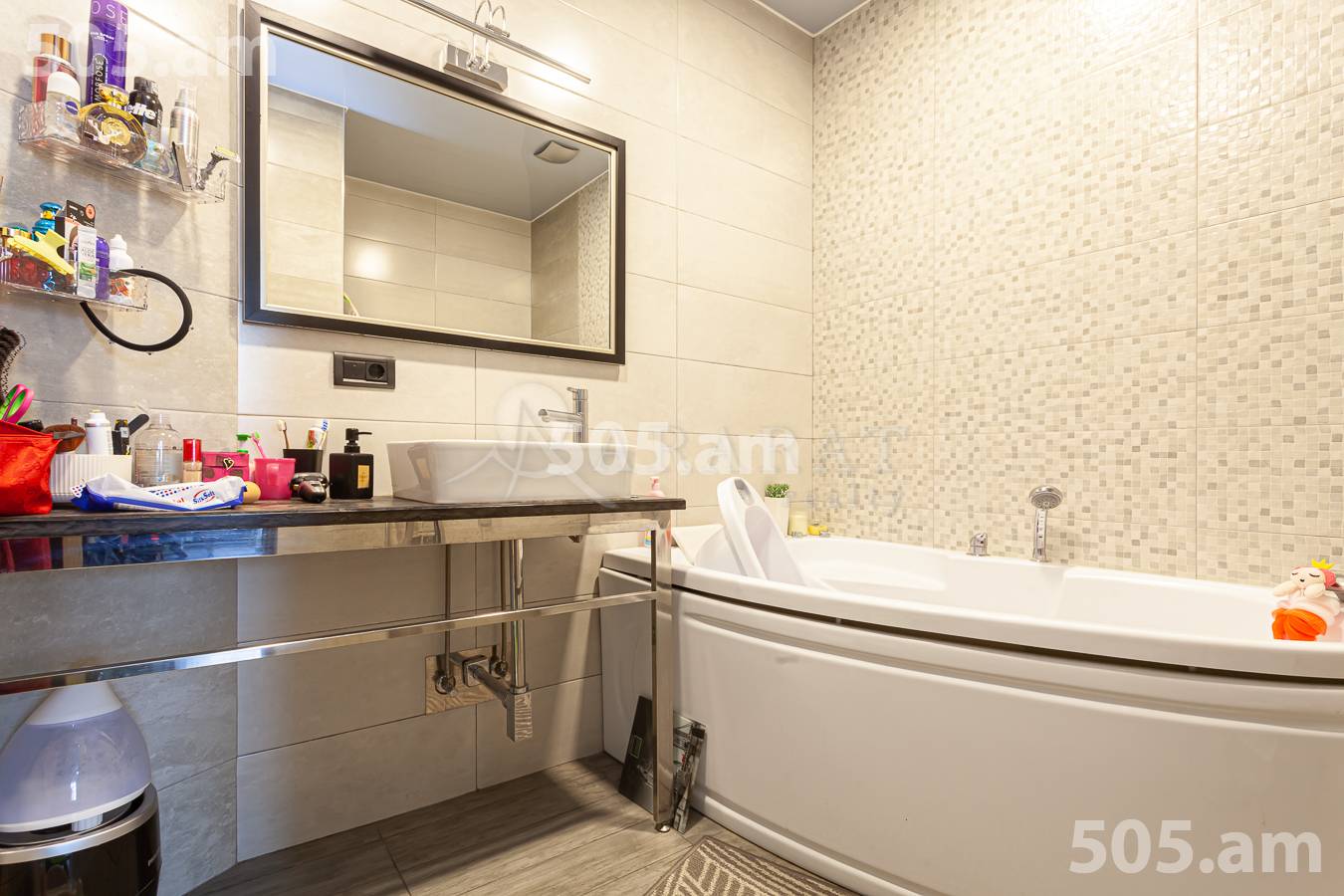 Купить 3 комнатную квартиру Севак ул, Канакер-Зейтун Ереван, 156136