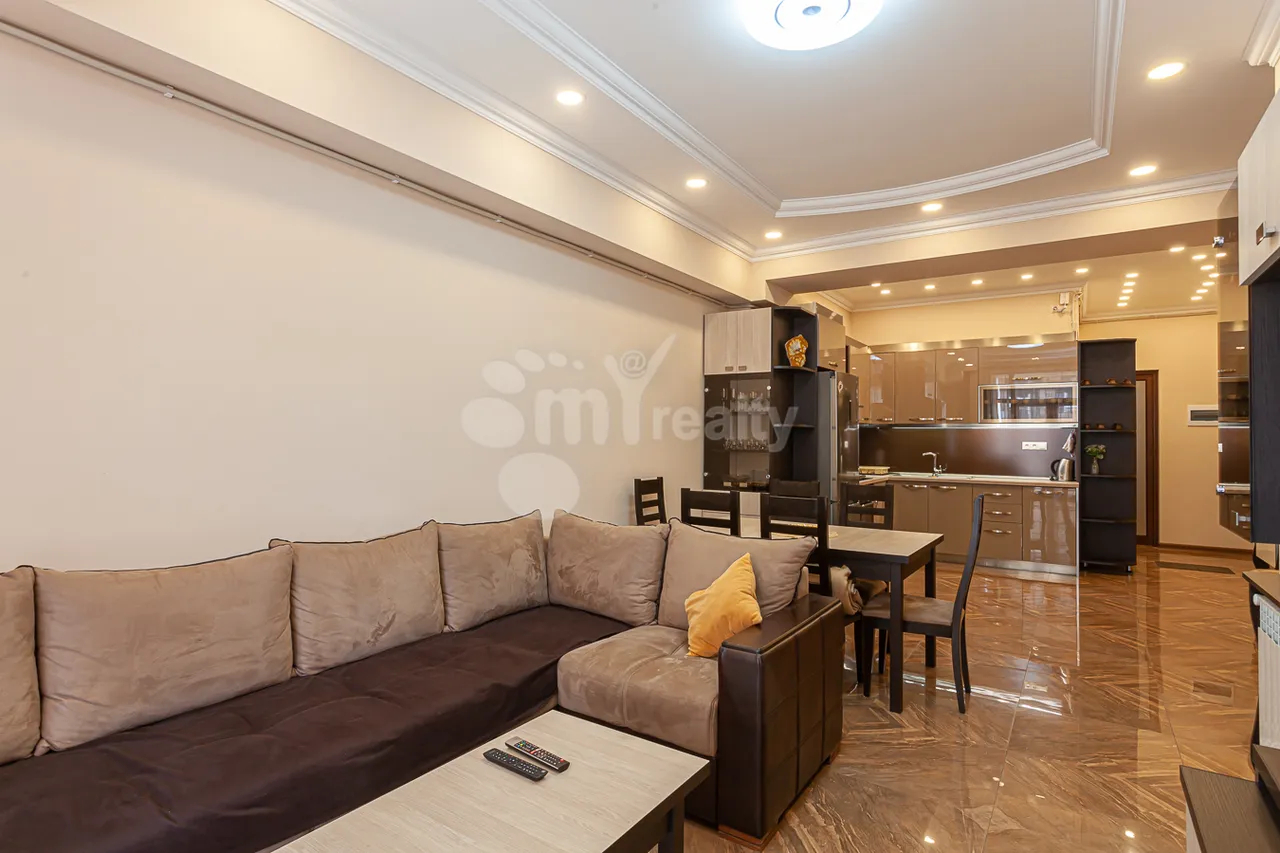 3 bedroom apartment for sale Yekmalyan St, Center Yerevan, 160123