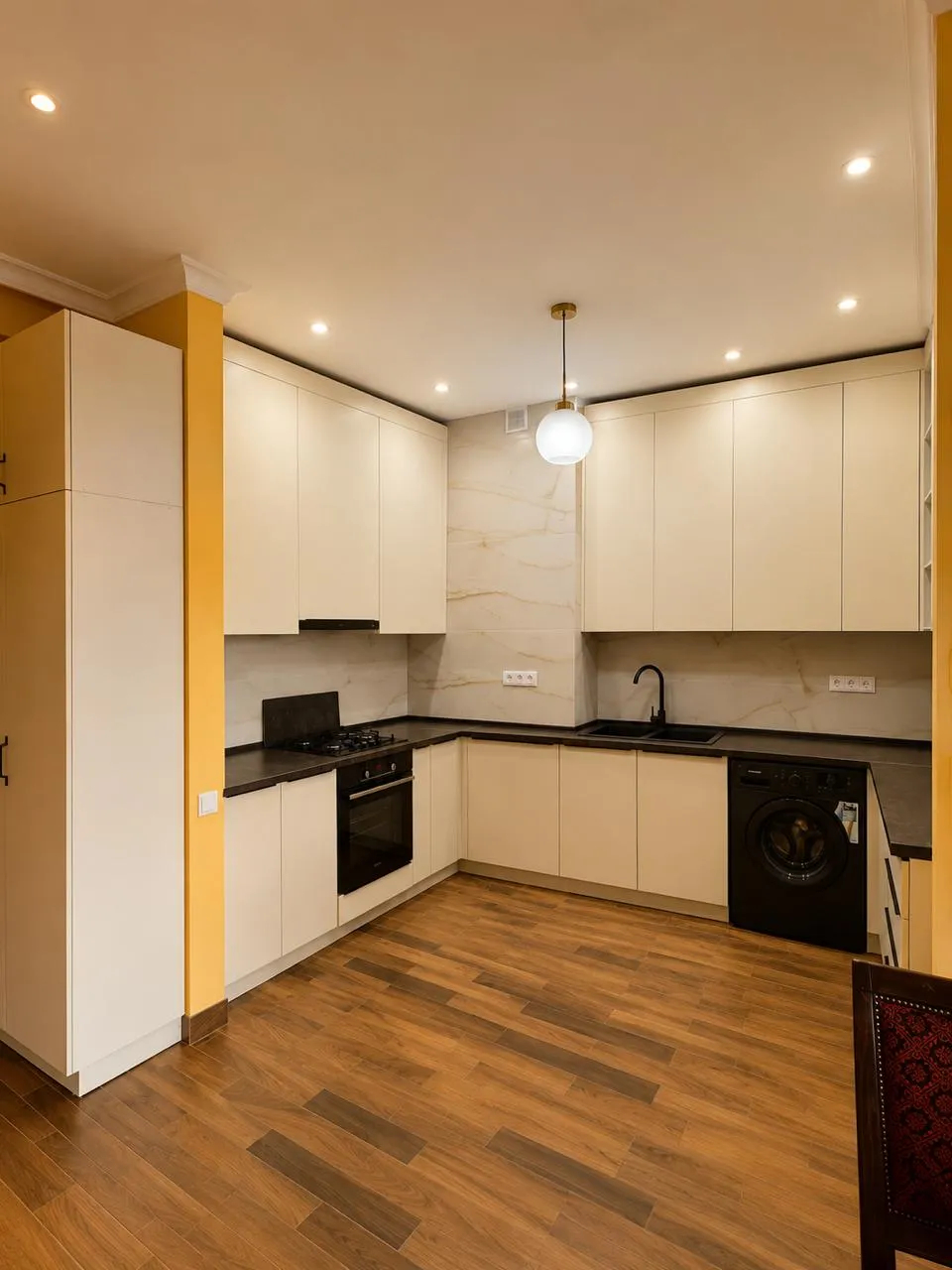 3 bedroom apartment for sale خیابان میکویان, داوتاشِن ایروان, 160748