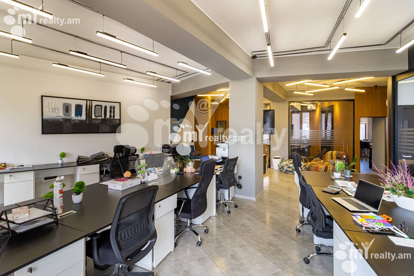 Կոմերցիոն տարածք վարձով Ադոնց փող, Արաբկիր Երևան, 136532