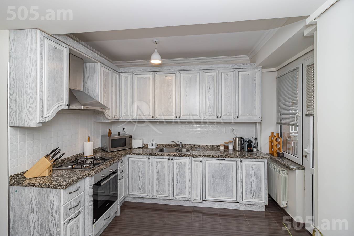 3 bedroom apartment for sale Pushkin St, Center Yerevan, 147636