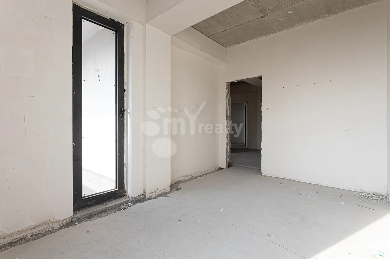 3 bedroom apartment for sale Antarayin St, Center Yerevan, 157901