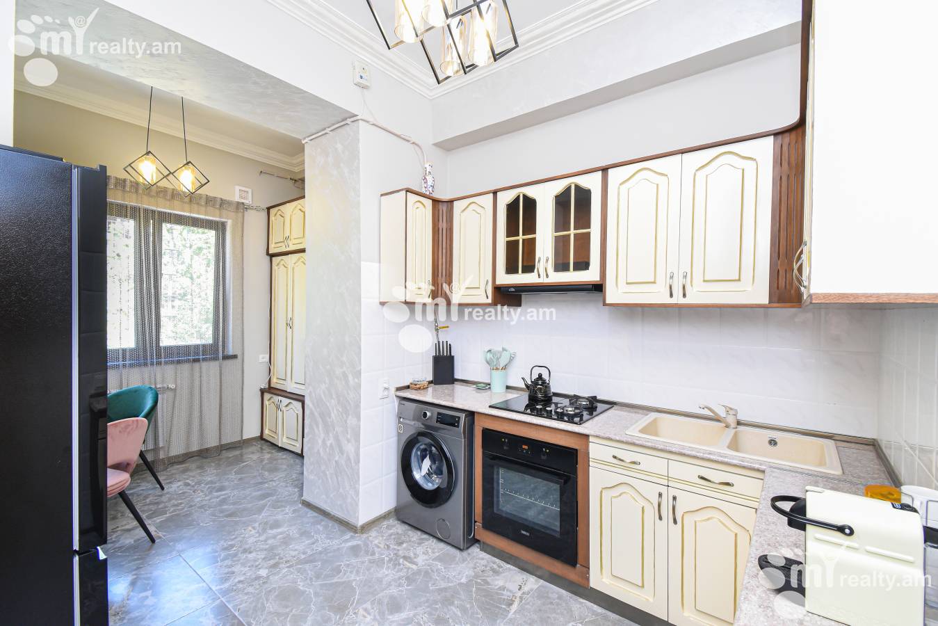 2 bedroom apartment for sale Baghramyan Ave (Kentron), Center Yerevan, 155193