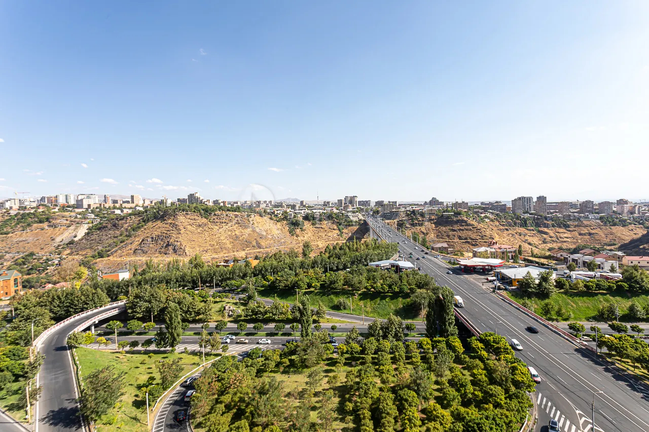 Купить 2 комнатную квартиру Сасна Црер ул., Давташен Ереван, 157328