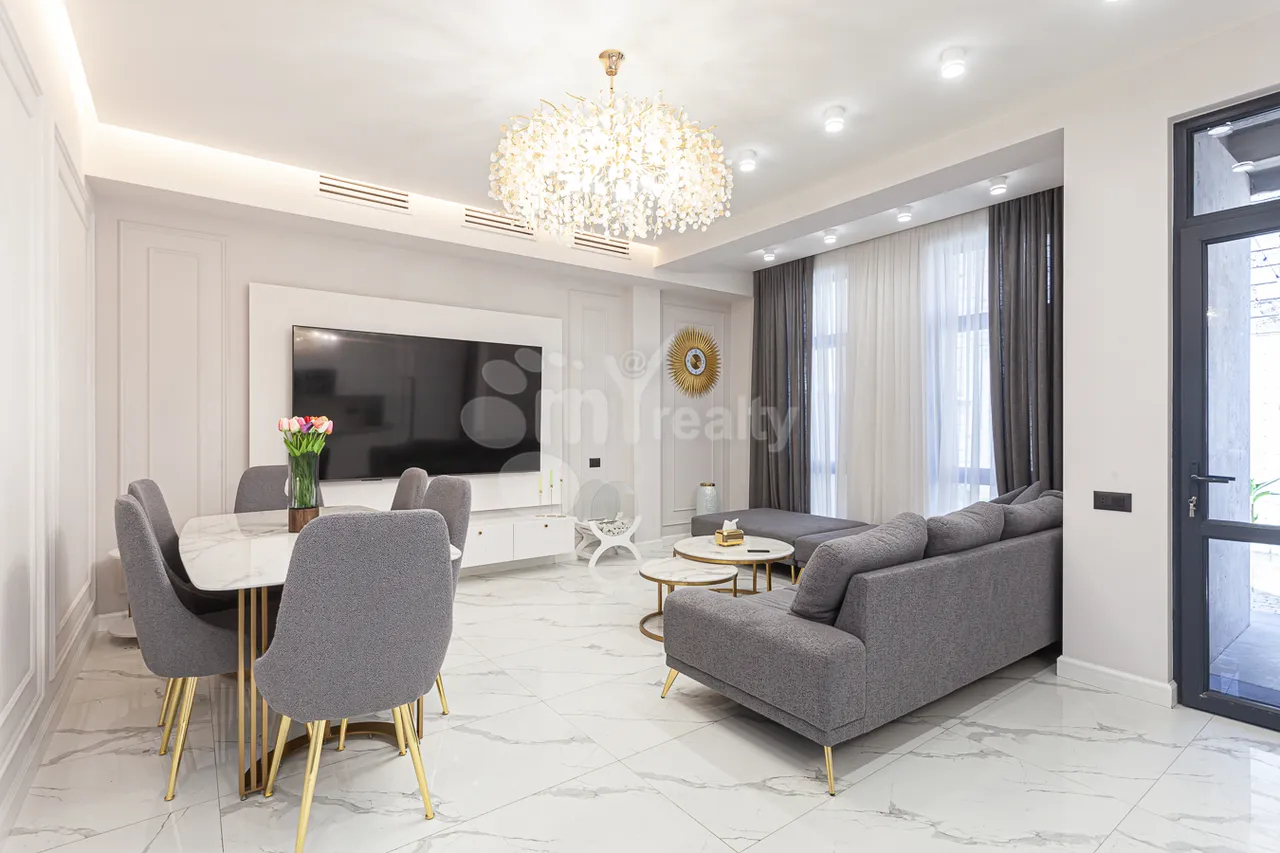 House for sale G 1 dis., Ajapnyak Yerevan, 157364