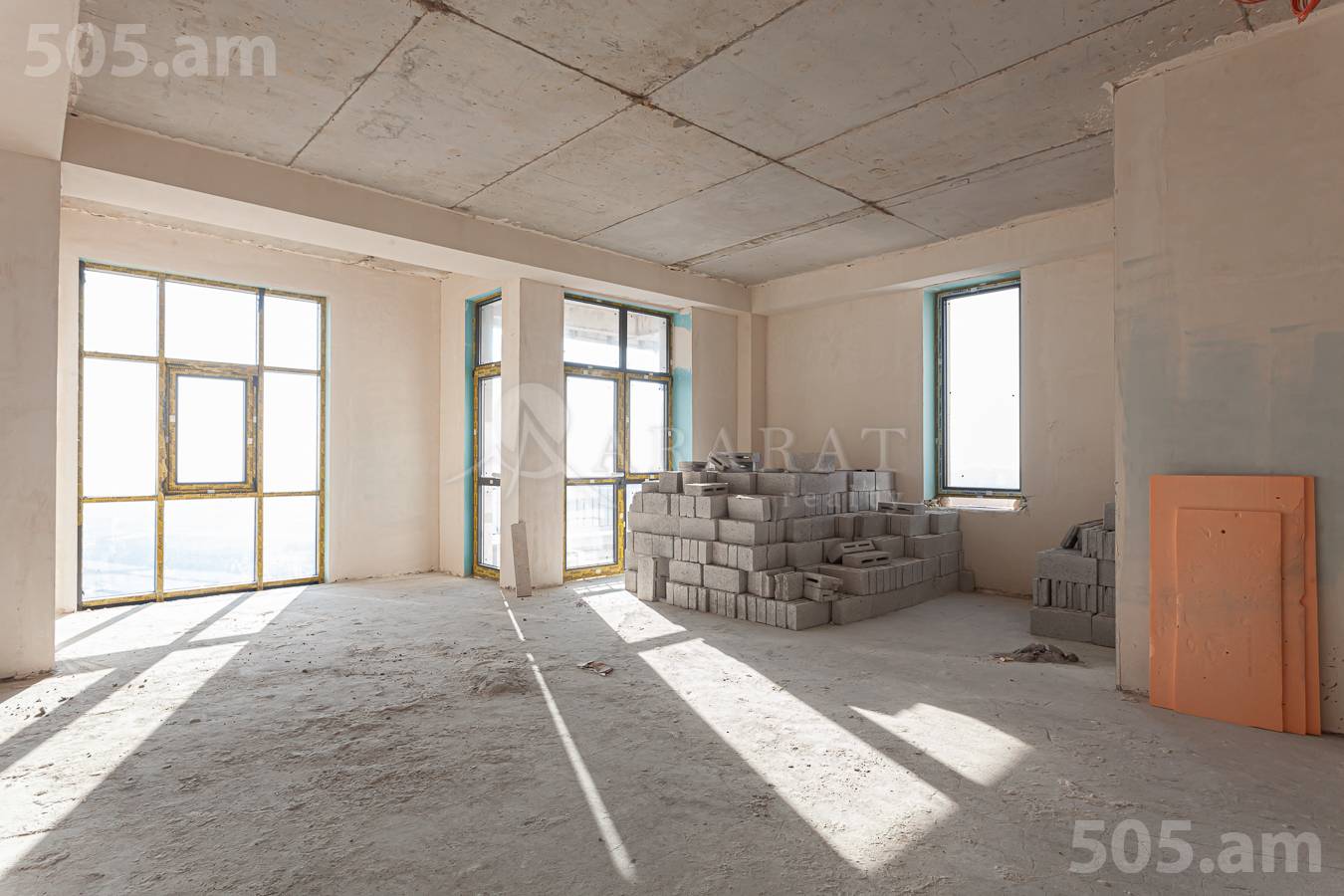 Купить 4 комнатную квартиру Аршакуняц пр, Центр Ереван, 154913