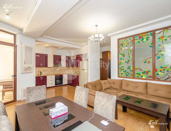 2-senyakanoc-bnakaran-vacharq-Yerevan-Center