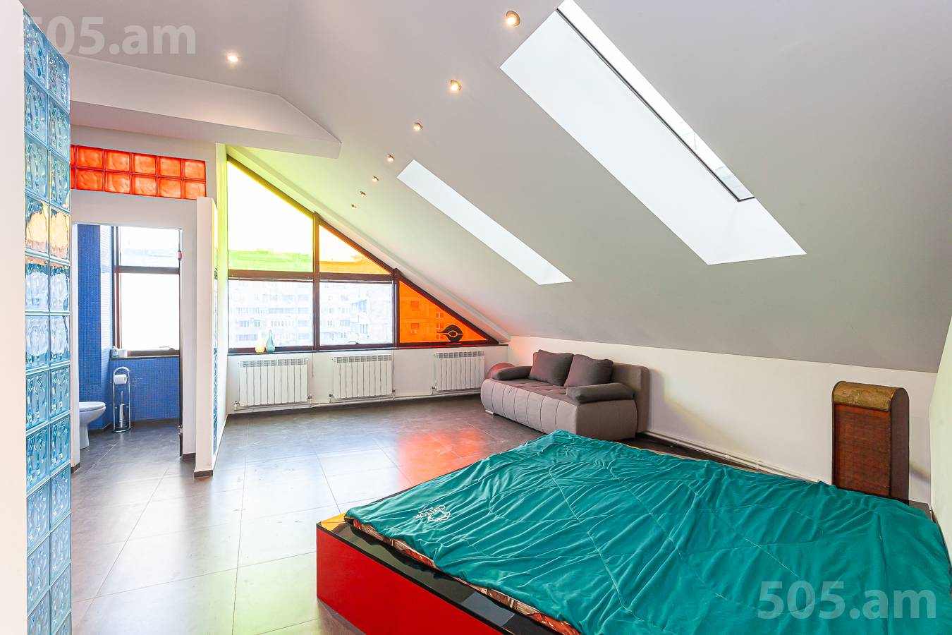 3 bedroom apartment for rent Deghatan St, Center Yerevan, 153046