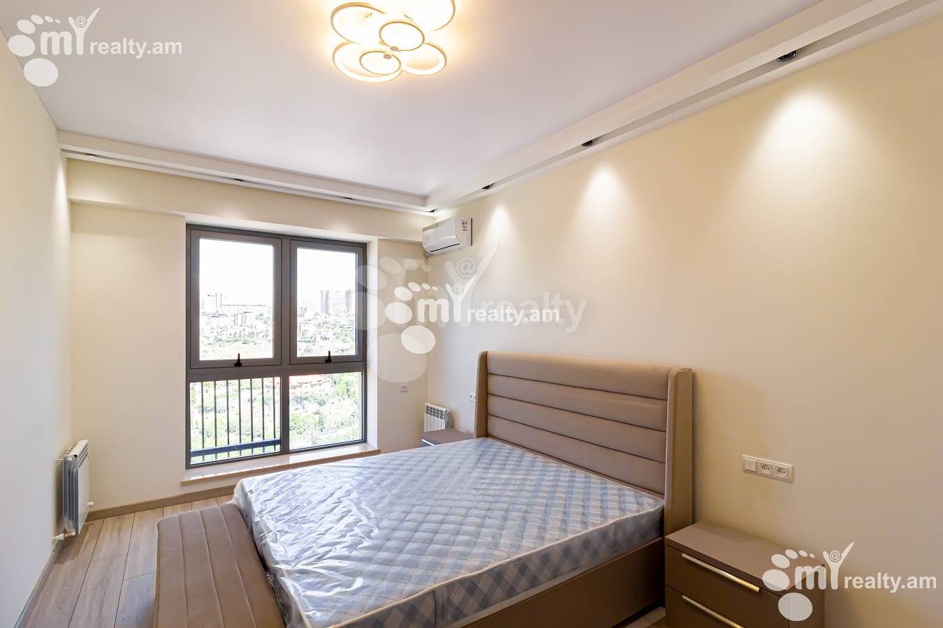 3 bedroom apartment for rent Paronyan St, Center Yerevan, 151466