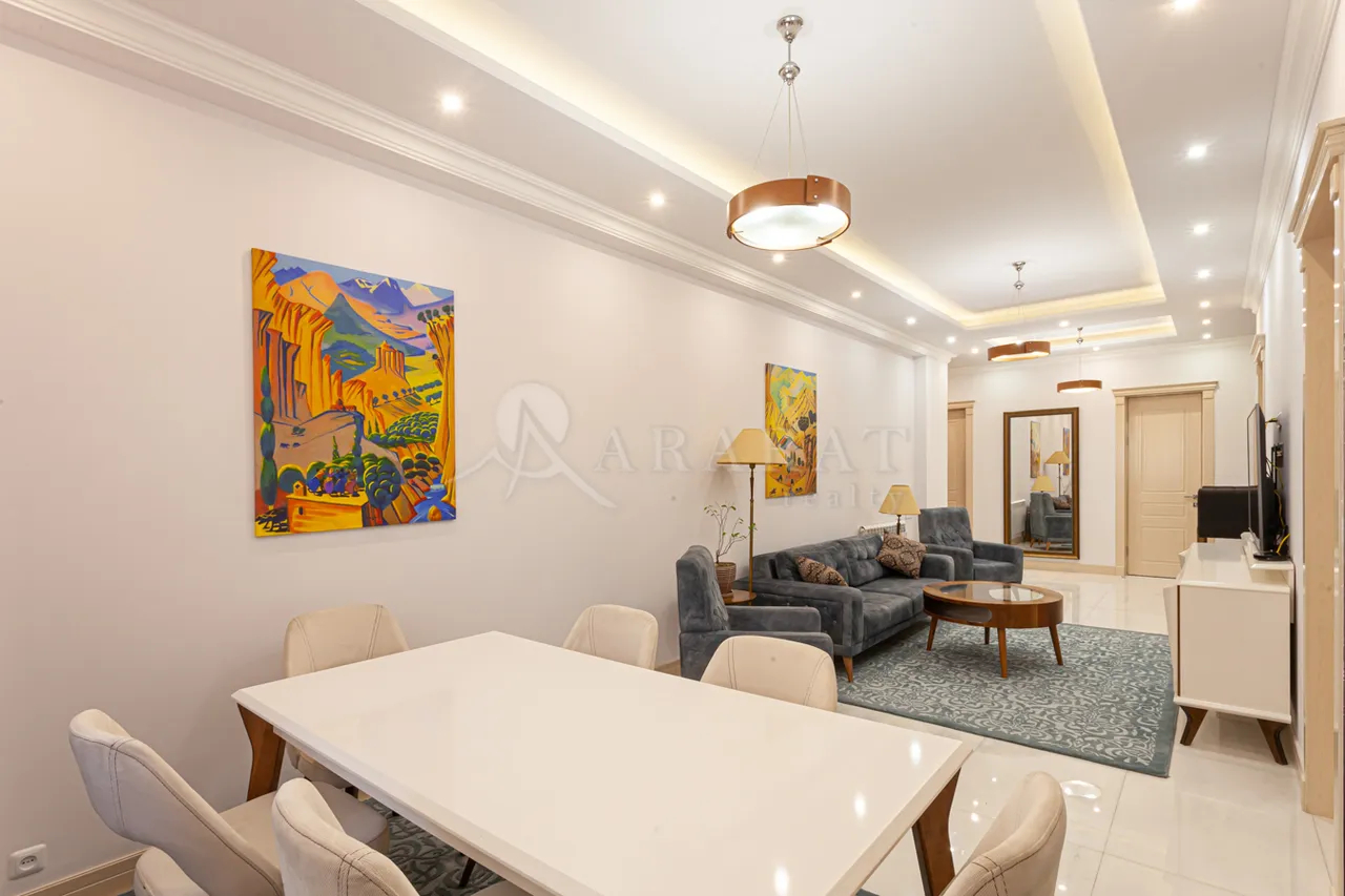 3 սենյականոց բնակարան  Ամիրյան փող, Կենտրոն Երևան, 159135