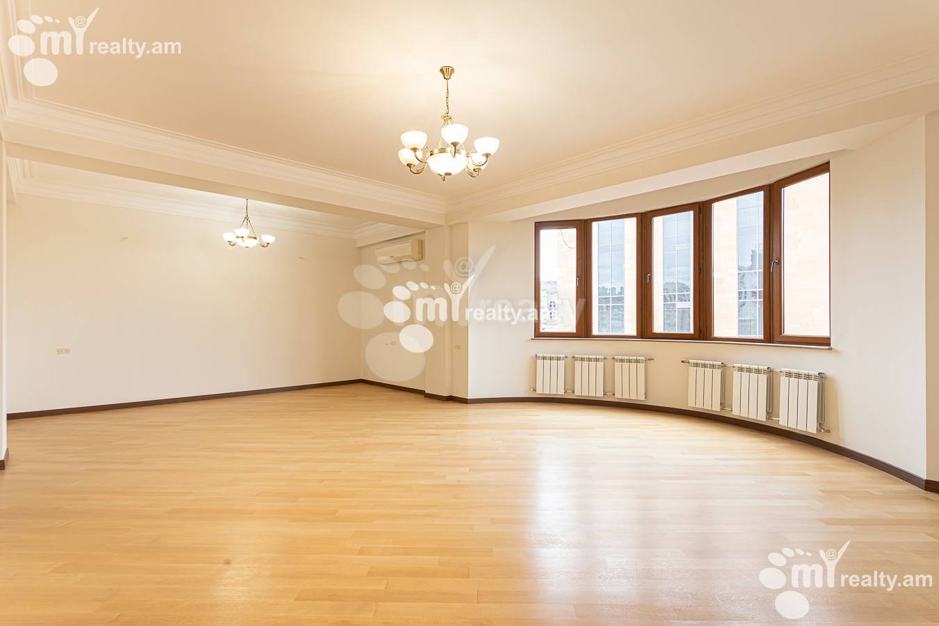 4 bedroom apartment for sale Vardanants St, Center Yerevan, 156904