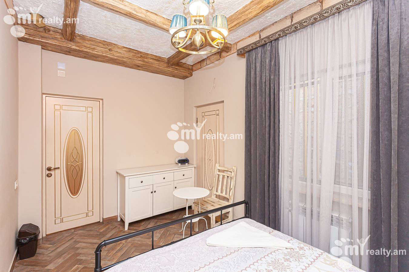 Commercial property for sale Zakyan St, Center Yerevan, 143784